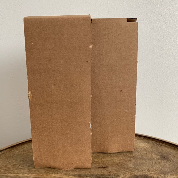 Bath and Body Works Eucalyptus & Spearmint lotion - Picture 2 of 3